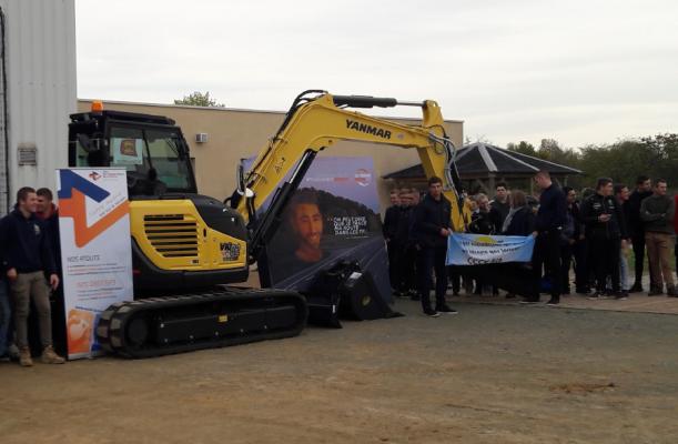 La Région Normandie co-finance une nouvelle pelle hydraulique 8 tonnes pour le CFA des Travaux Publics